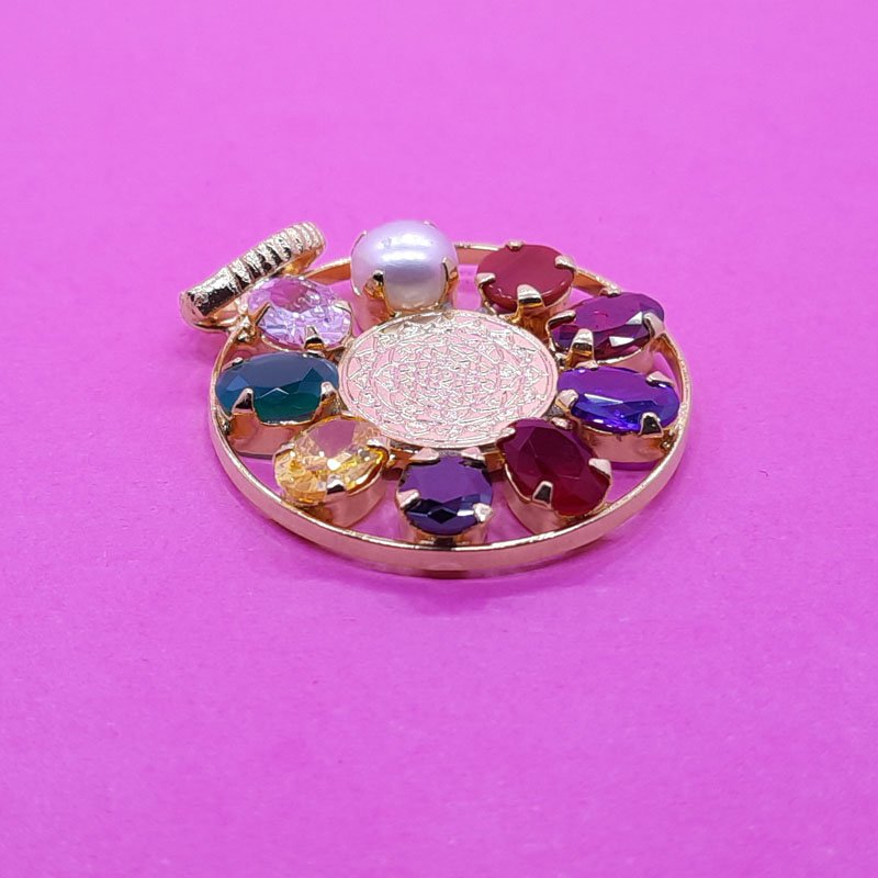 NAVARATHNA PENDENT BIG