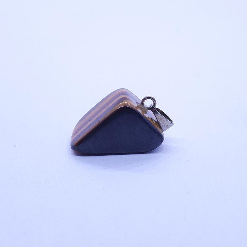 ROUGH PENDENTS