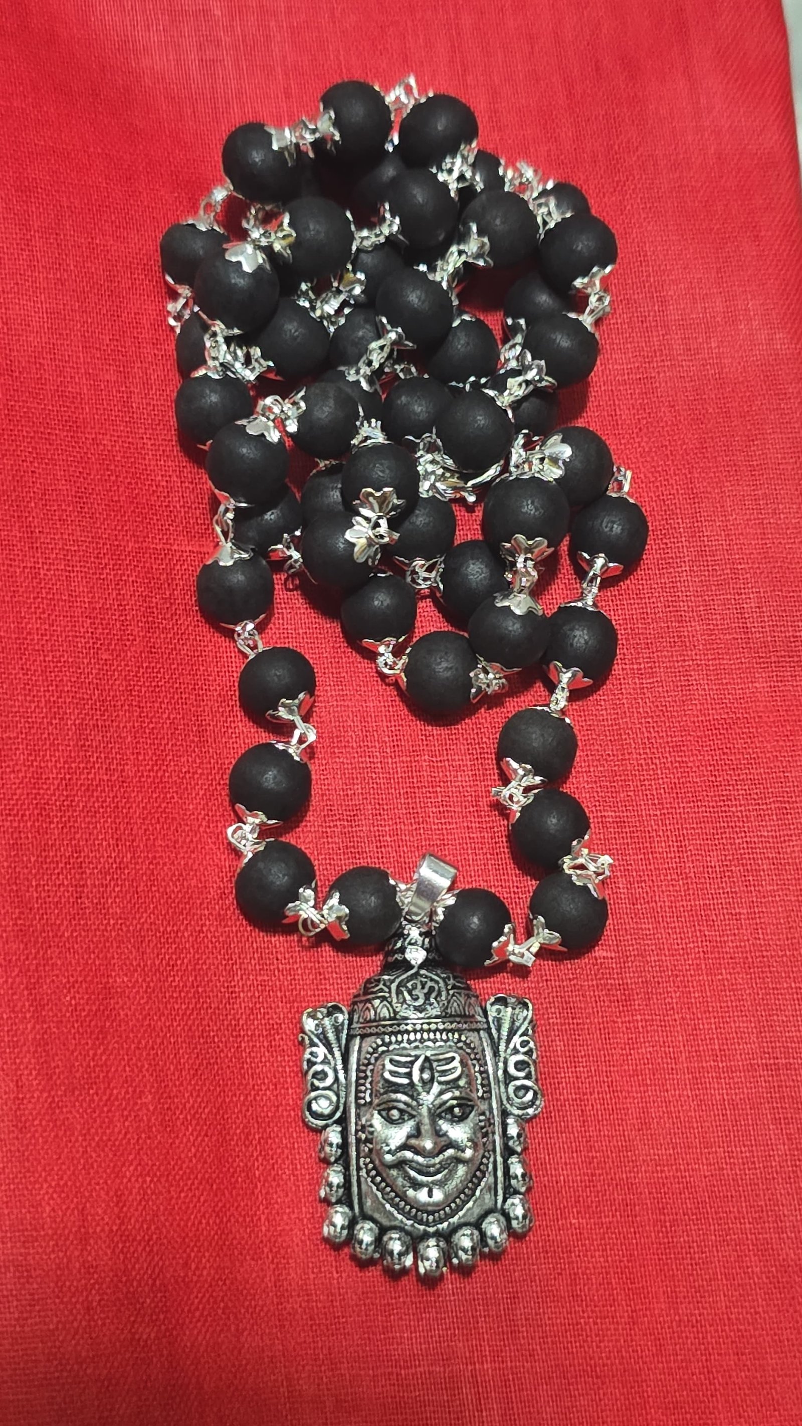 KARUNGALI SILVER PLATED MALAI WITH SHIVAN DOLOR