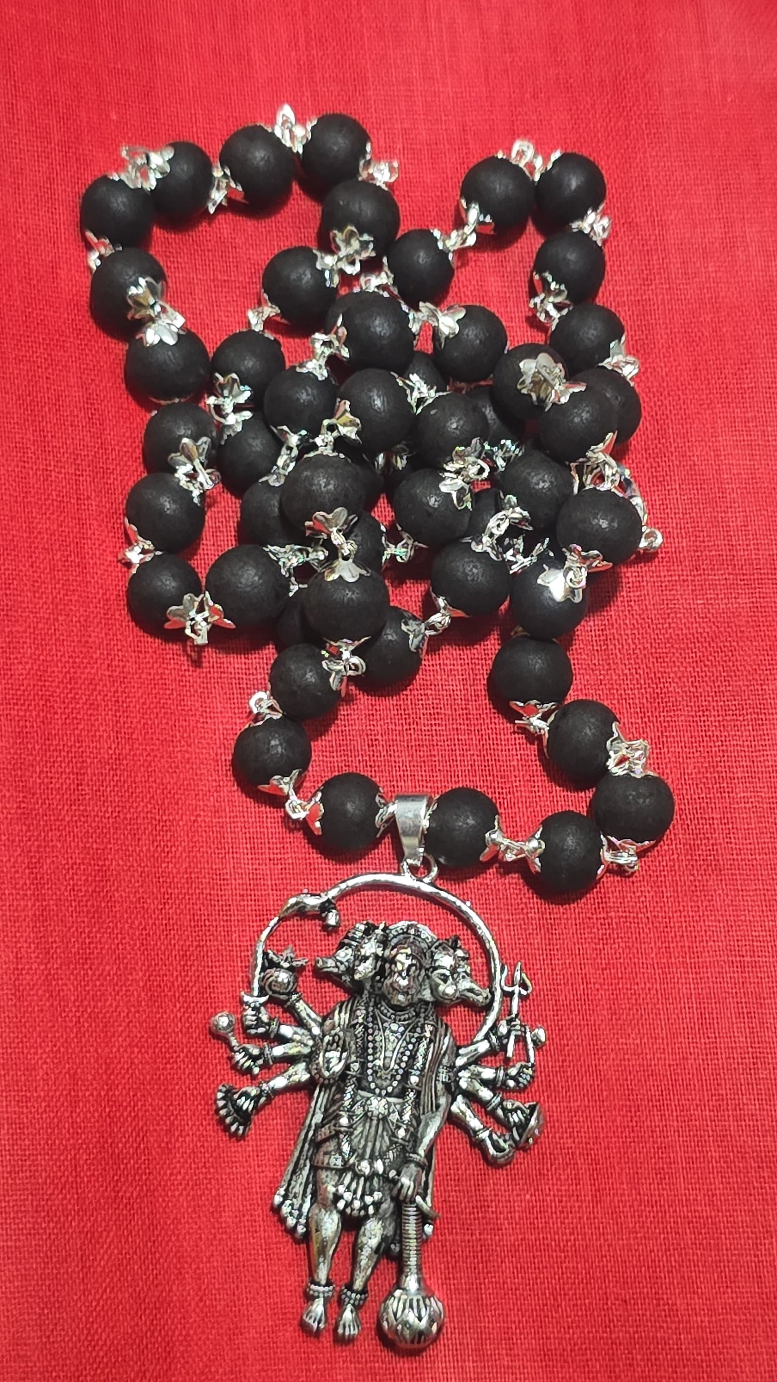 KARUNGALI SILVER PLATED MALAI WITH PANJA MUGA ANJANEYAR DOLOR