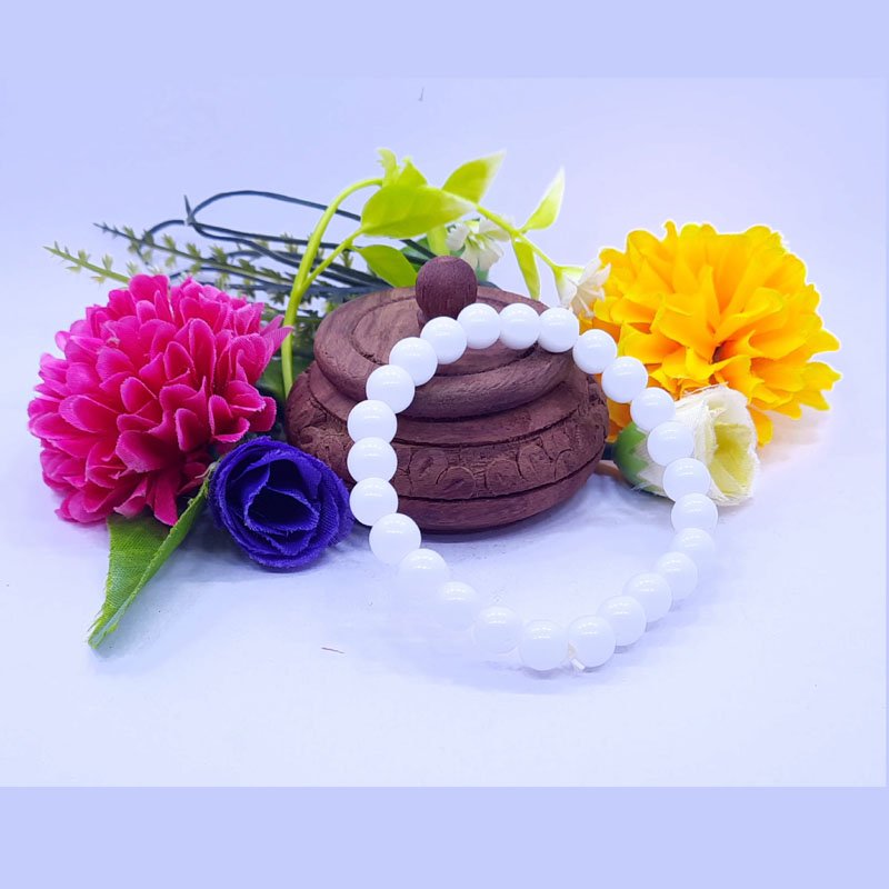 WHITE AGATE BRACELET