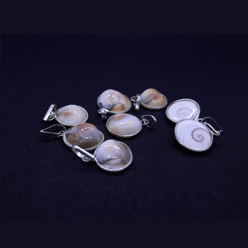 GOMATHI CHAKRA SILVER PENDENT